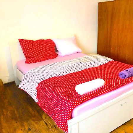 Safar Residence Hrachoviste Екстер'єр фото
